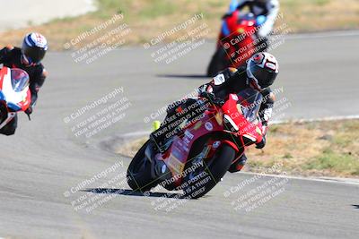 media/Oct-14-2023-TrackXperience (Sat) [[0517685739]]/Level 1/session 5 turn 12/